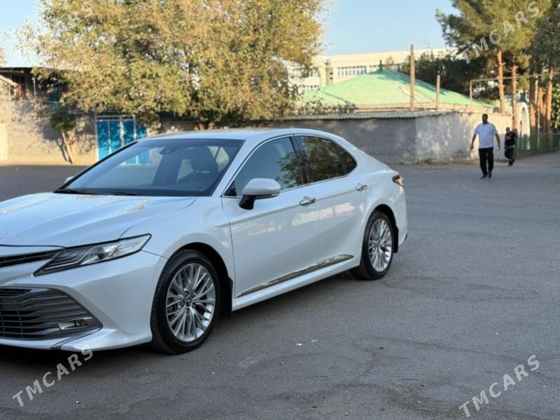 Toyota Camry 2019 - 335 000 TMT - Aşgabat - img 4