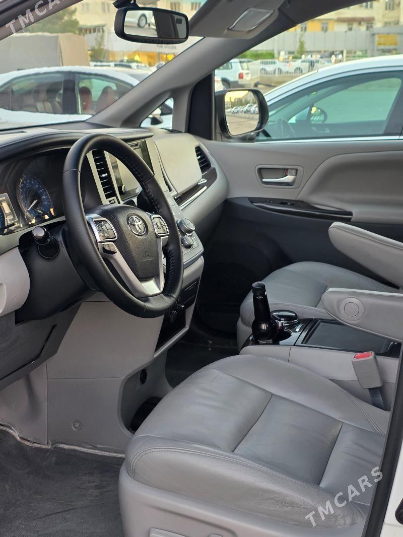 Toyota Sienna 2017 - 430 000 TMT - Howdan "A" - img 5