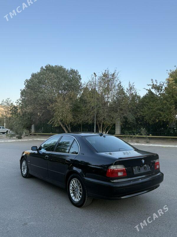 BMW 528 2003 - 127 000 TMT - Балканабат - img 1