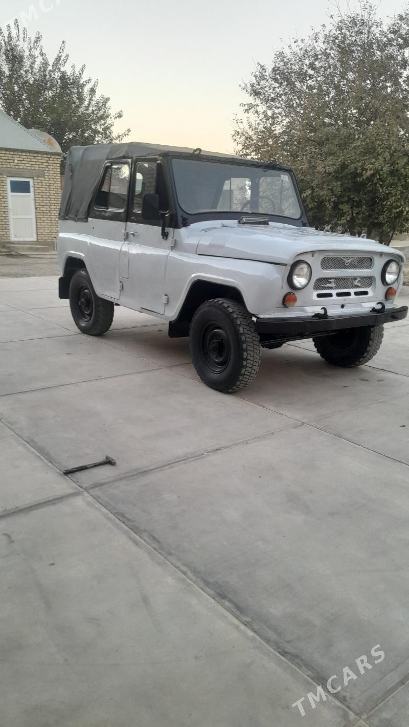 UAZ 469 1981 - 40 000 TMT - Bäherden - img 3