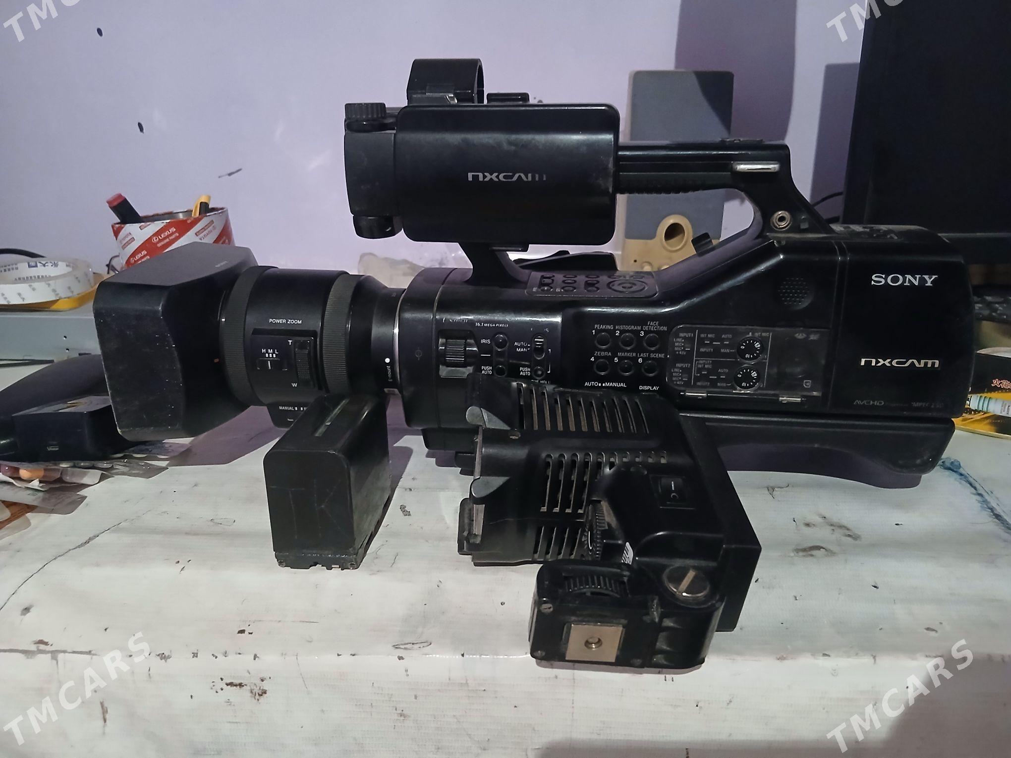 видео камера NX50 - Дянев - img 2