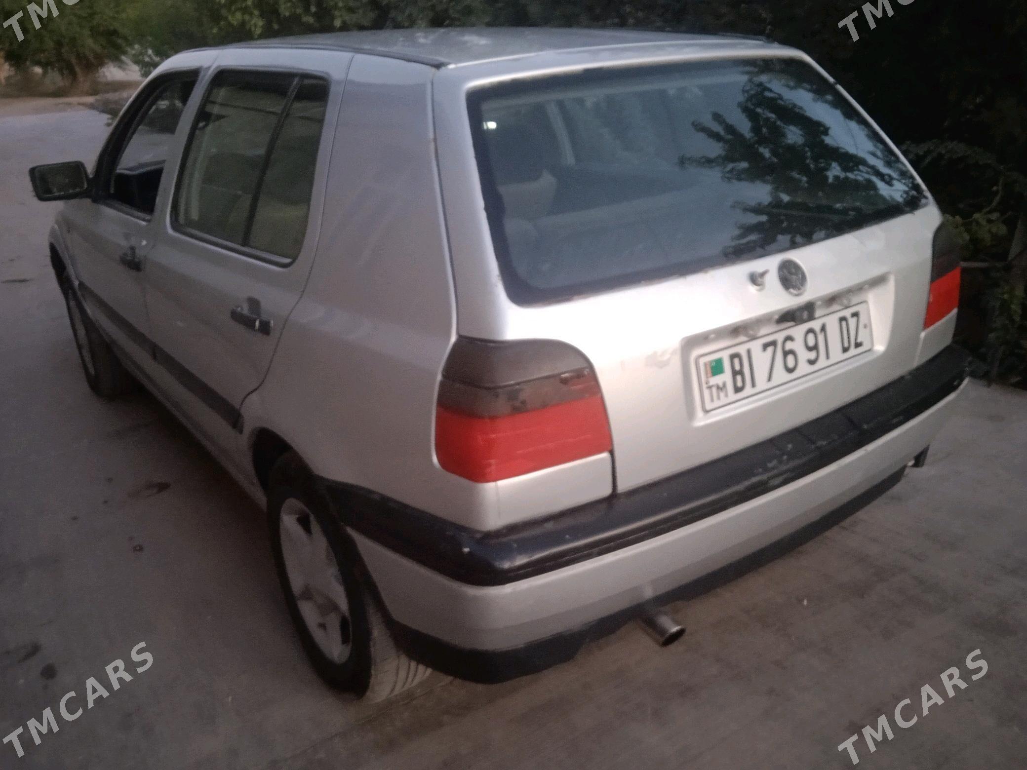 Volkswagen Golf 1993 - 13 000 TMT - Köneürgenç - img 4