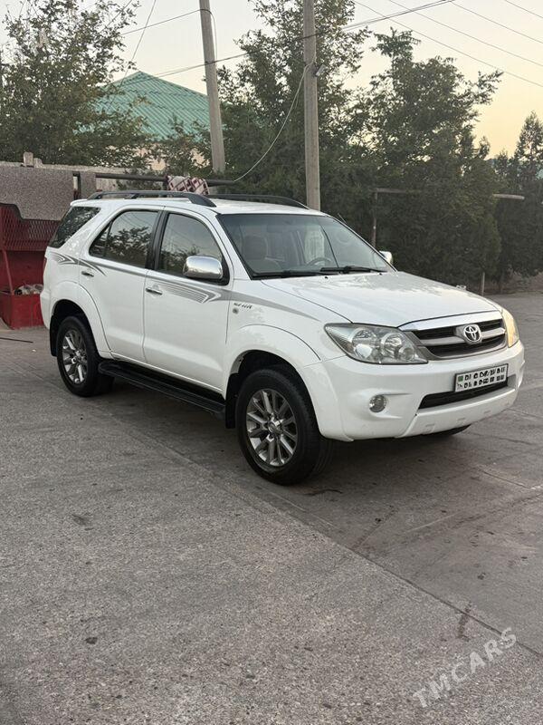Toyota Fortuner 2007 - 300 000 TMT - Туркменбаши - img 6