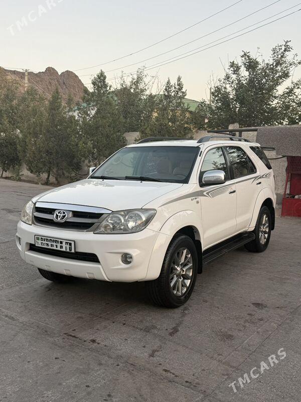 Toyota Fortuner 2007 - 300 000 TMT - Туркменбаши - img 1
