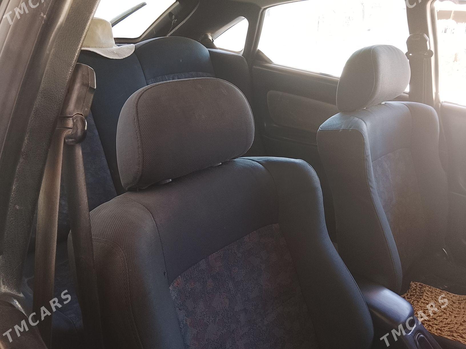 Mazda B2000 1998 - 30 000 TMT - Halaç - img 3