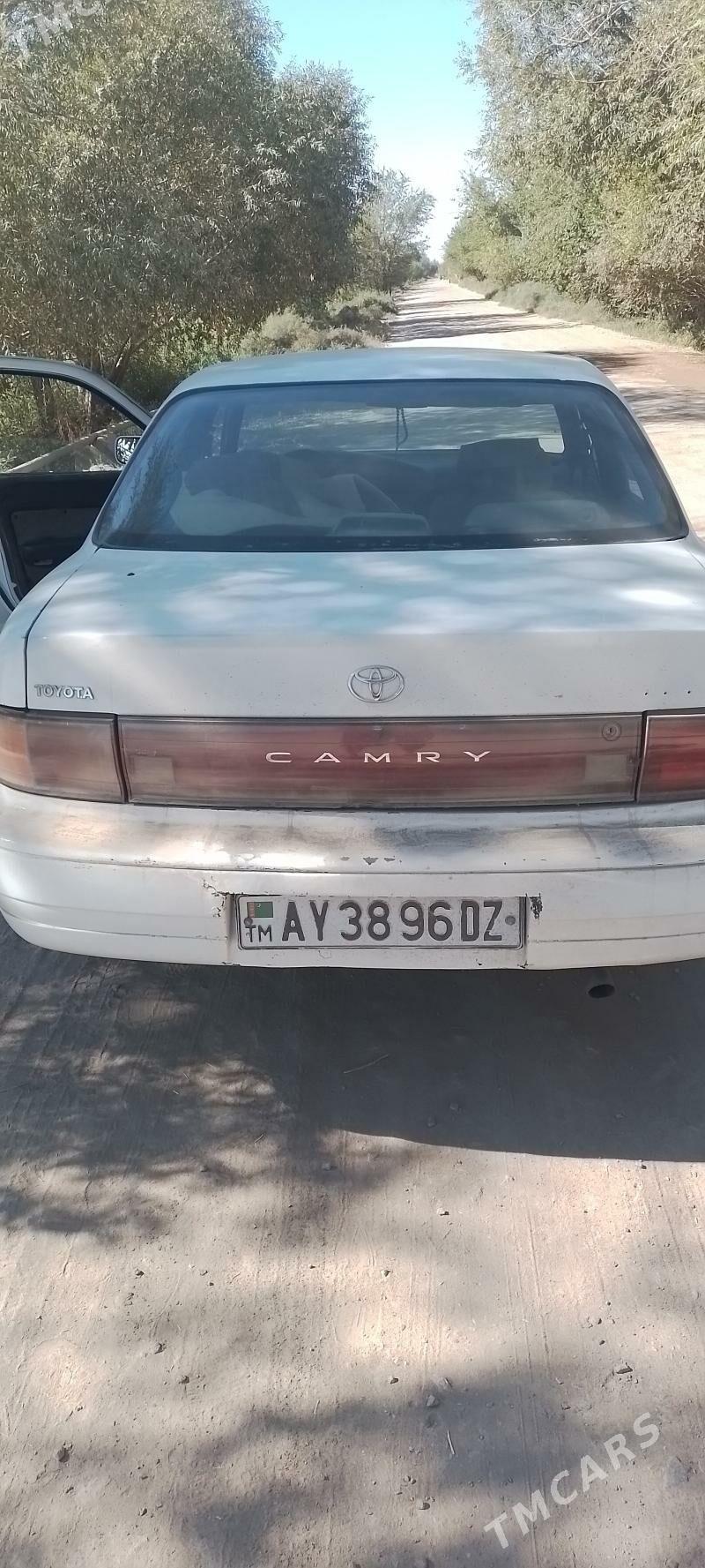 Toyota Camry 1993 - 50 000 TMT - Gubadag - img 7