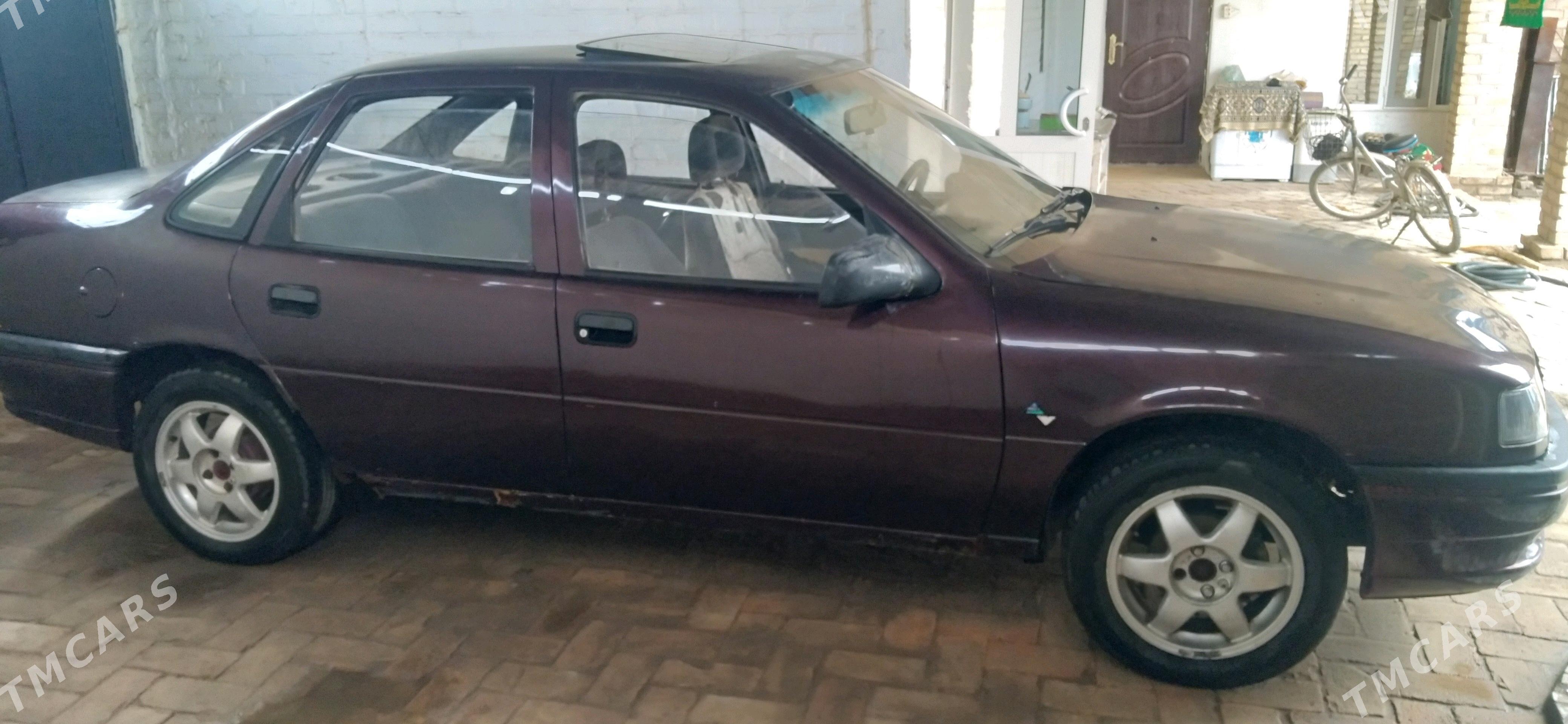 Opel Vectra 1993 - 25 000 TMT - Керки - img 3
