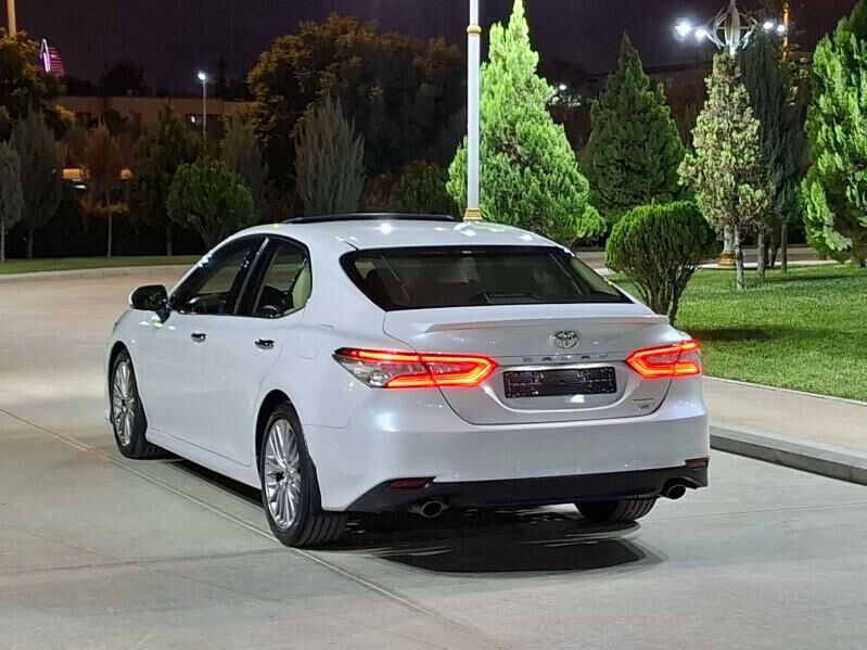 Toyota Camry 2018 - 460 000 TMT - Aşgabat - img 5