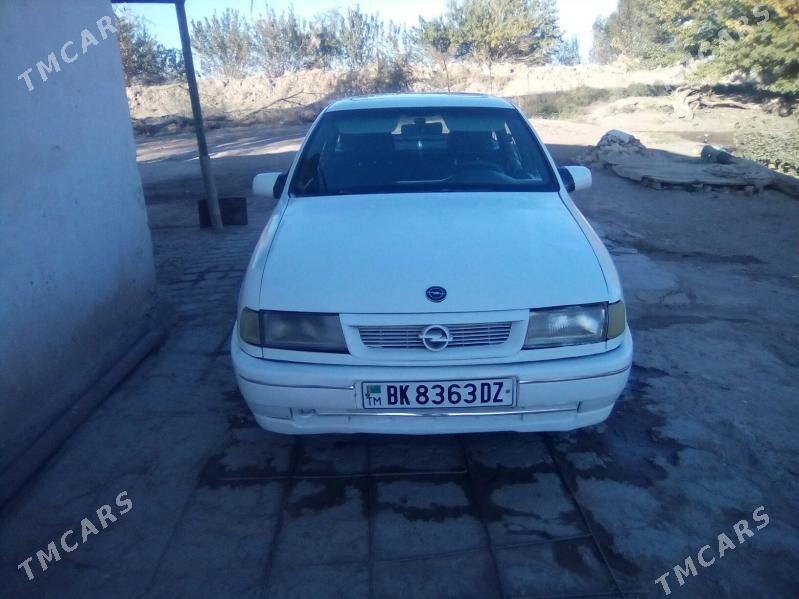 Opel Vectra 1990 - 25 000 TMT - Гороглы (Тагта) - img 2