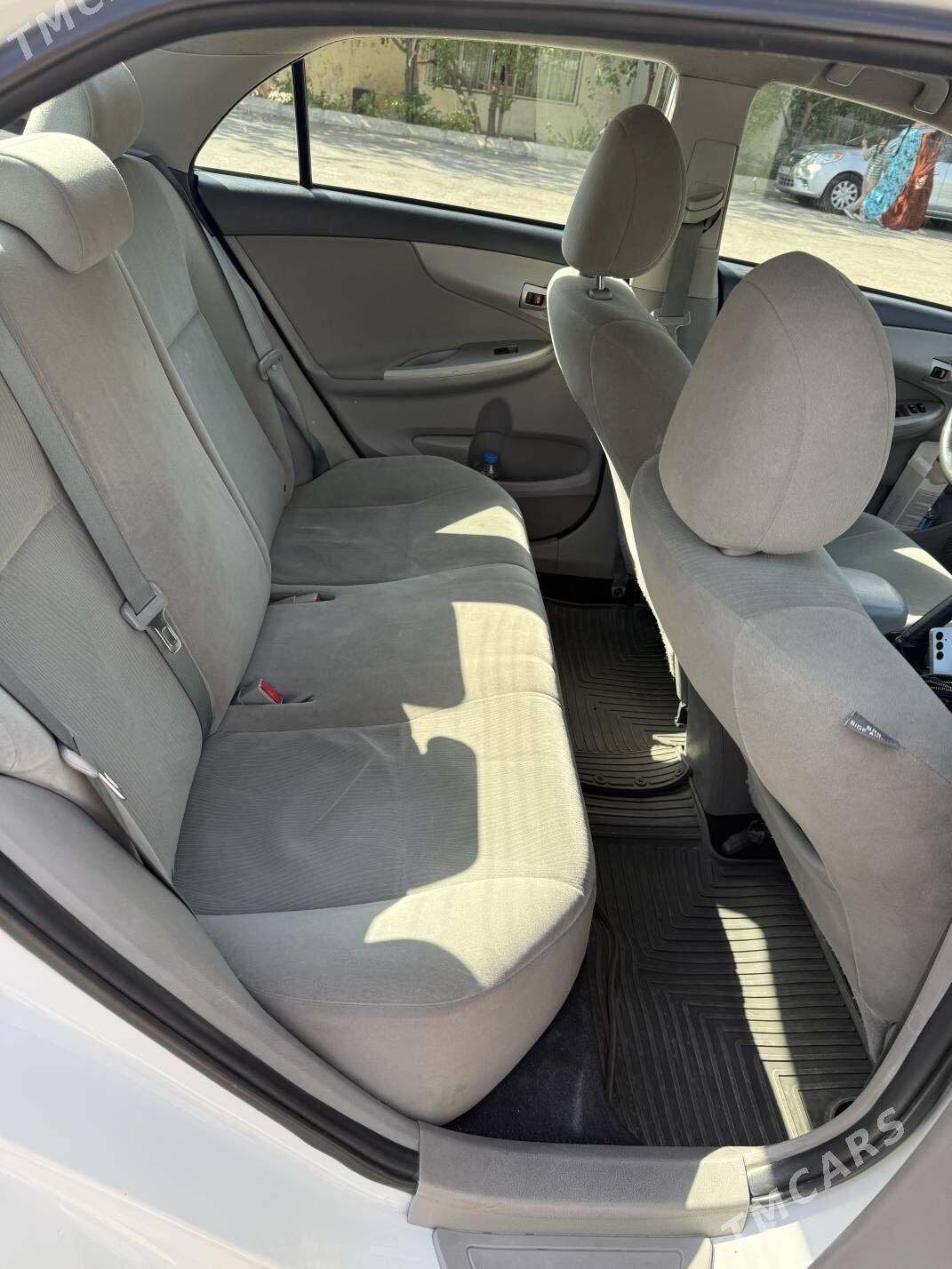 Toyota Corolla 2013 - 170 000 TMT - Ашхабад - img 7