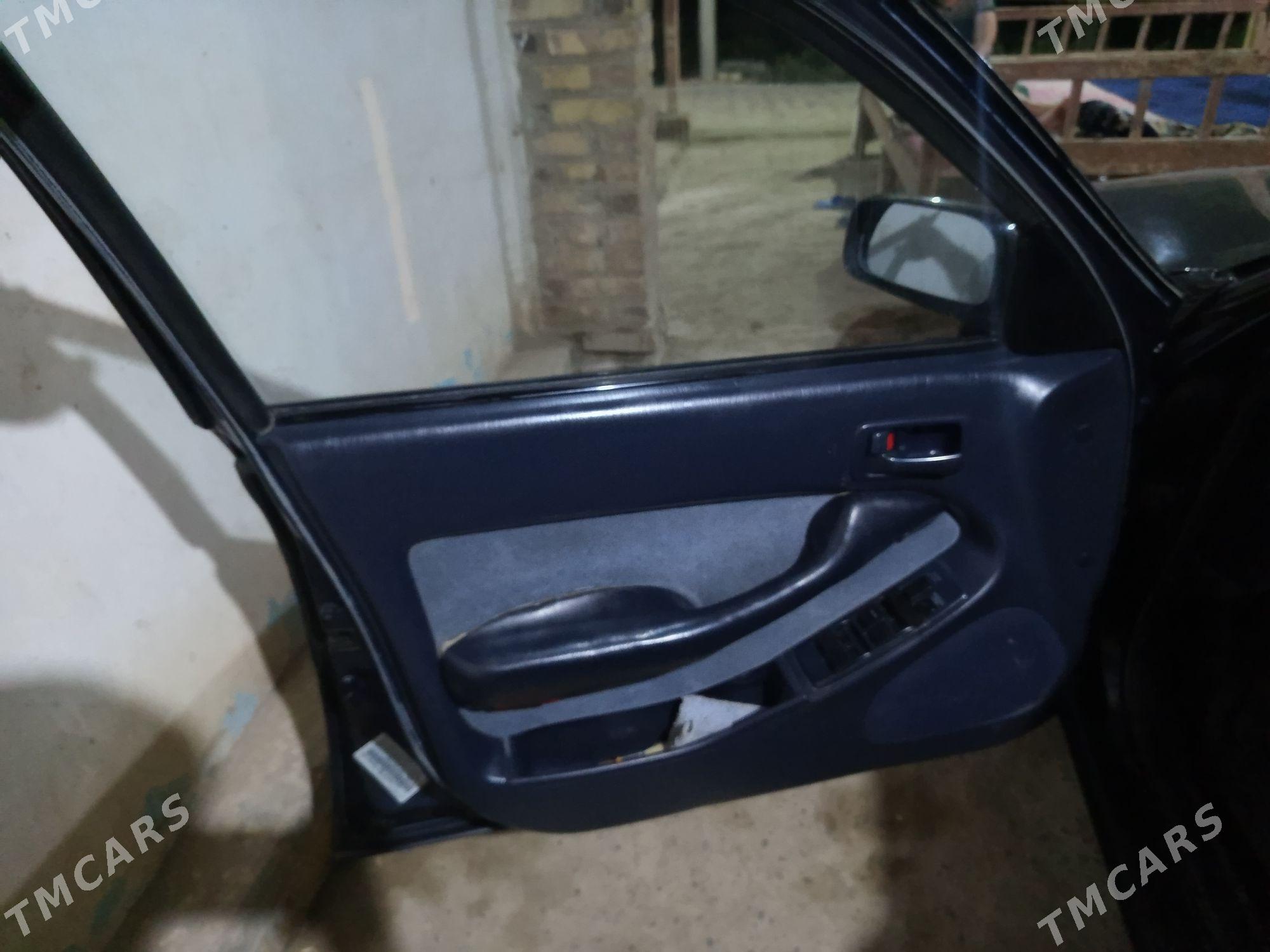 Toyota Camry 1993 - 105 000 TMT - Kerki - img 2
