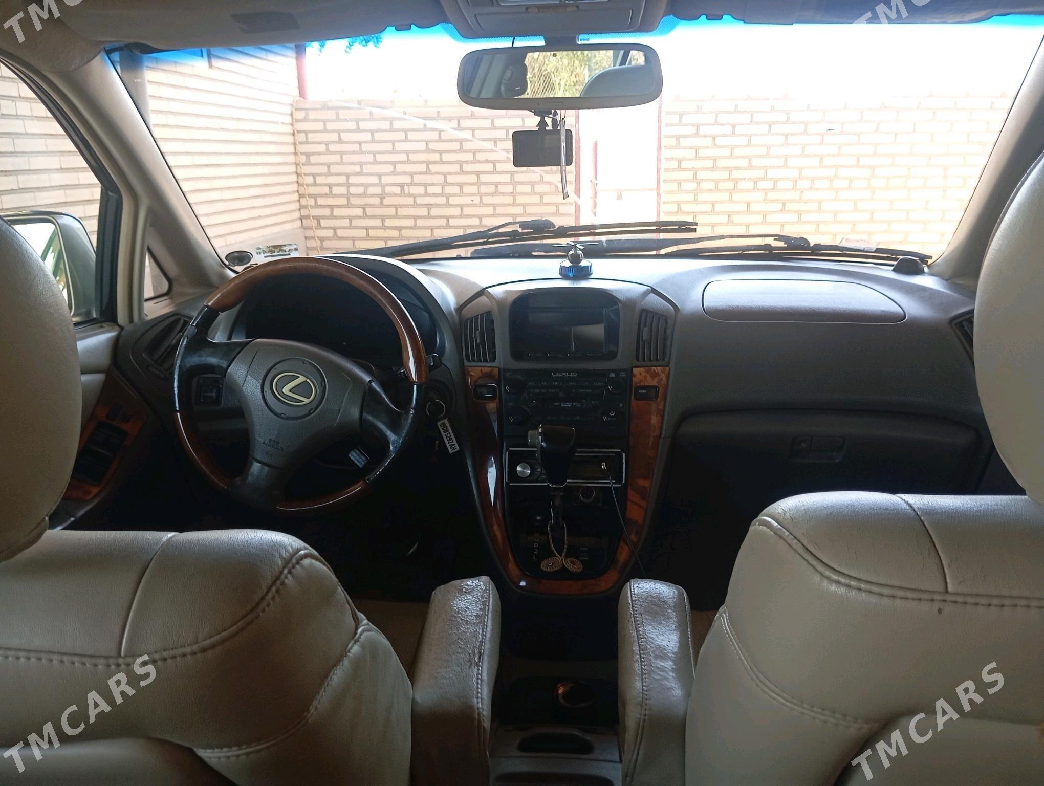 Lexus ES 300 1999 - 170 000 TMT - Sarahs - img 5