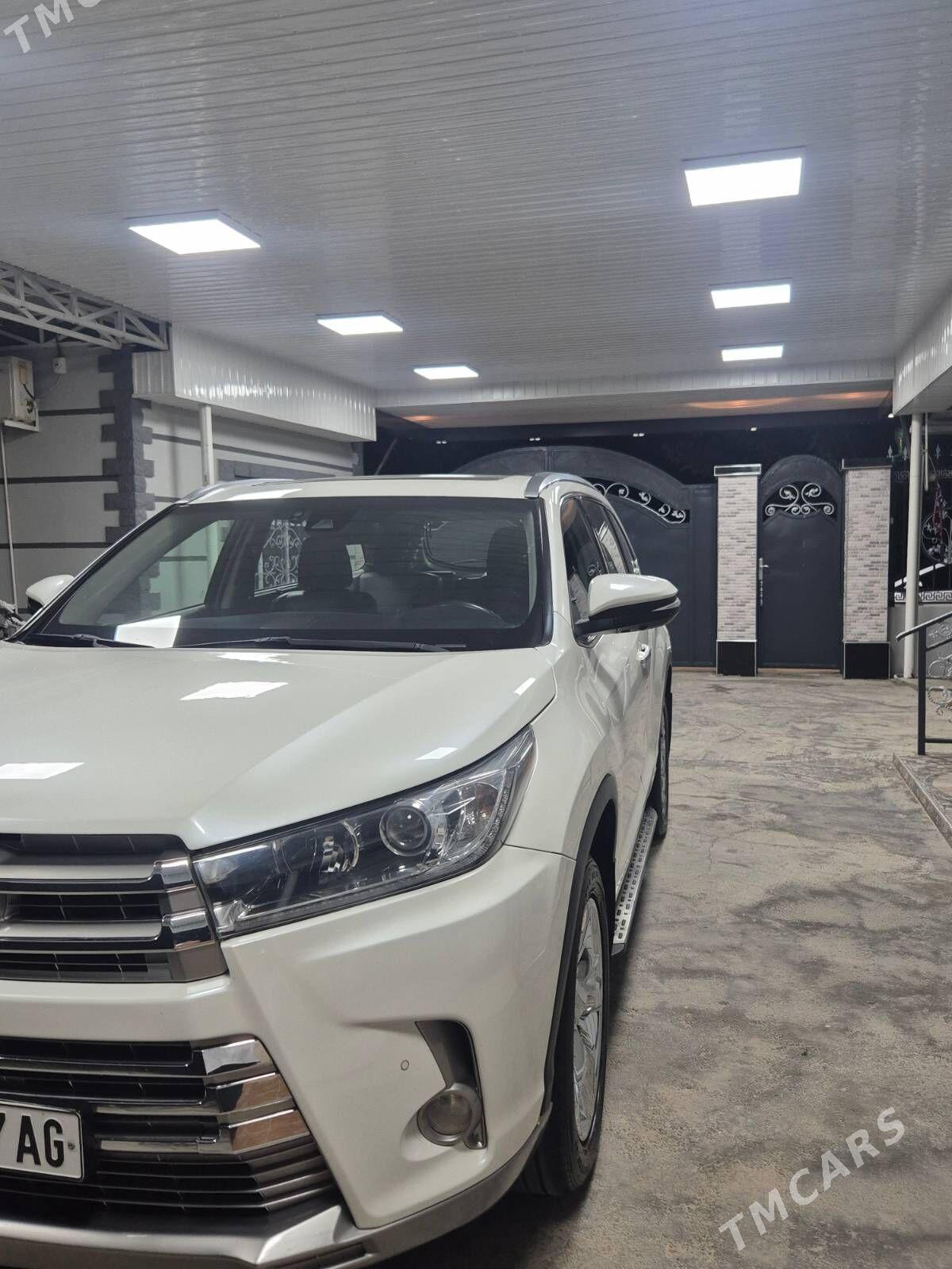 Toyota Highlander 2017 - 481 000 TMT - Ашхабад - img 4