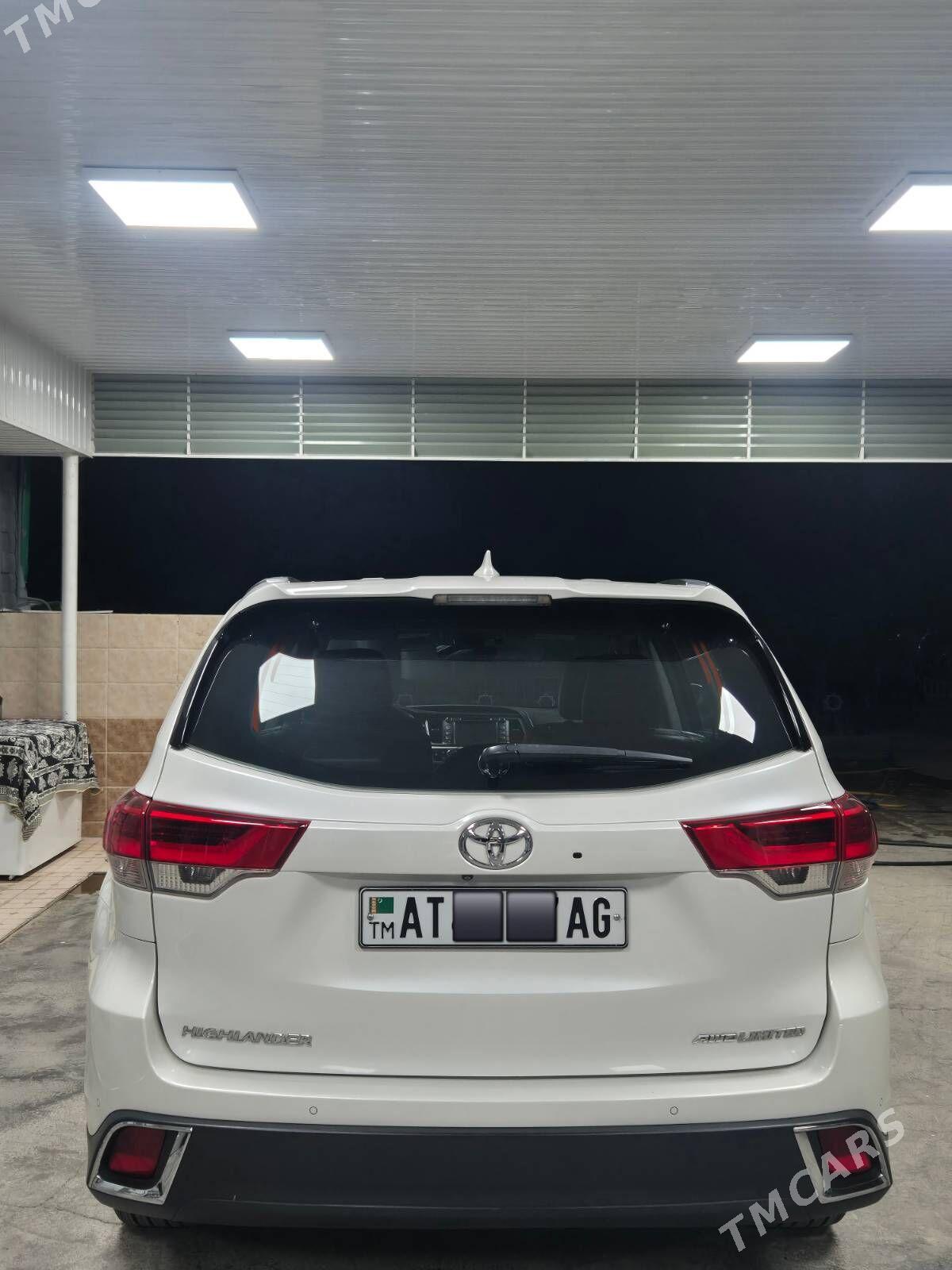 Toyota Highlander 2017 - 481 000 TMT - Ашхабад - img 3