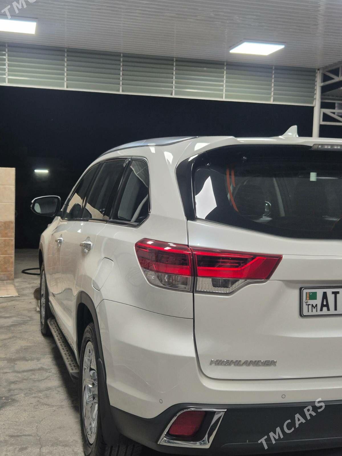 Toyota Highlander 2017 - 481 000 TMT - Ашхабад - img 8