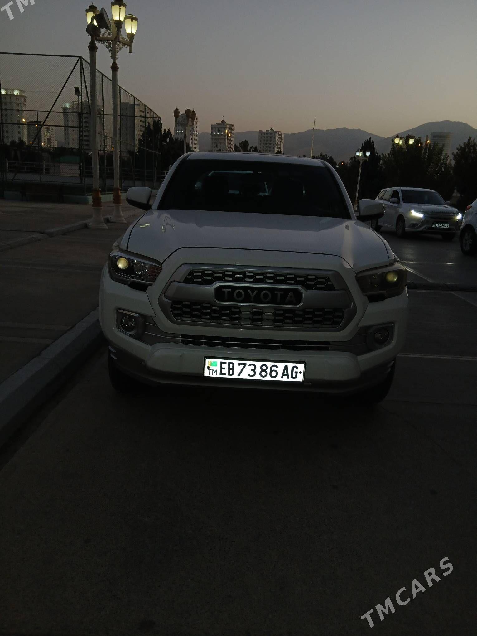 Toyota Tacoma Xtra 2017 - 400 000 TMT - Ашхабад - img 2