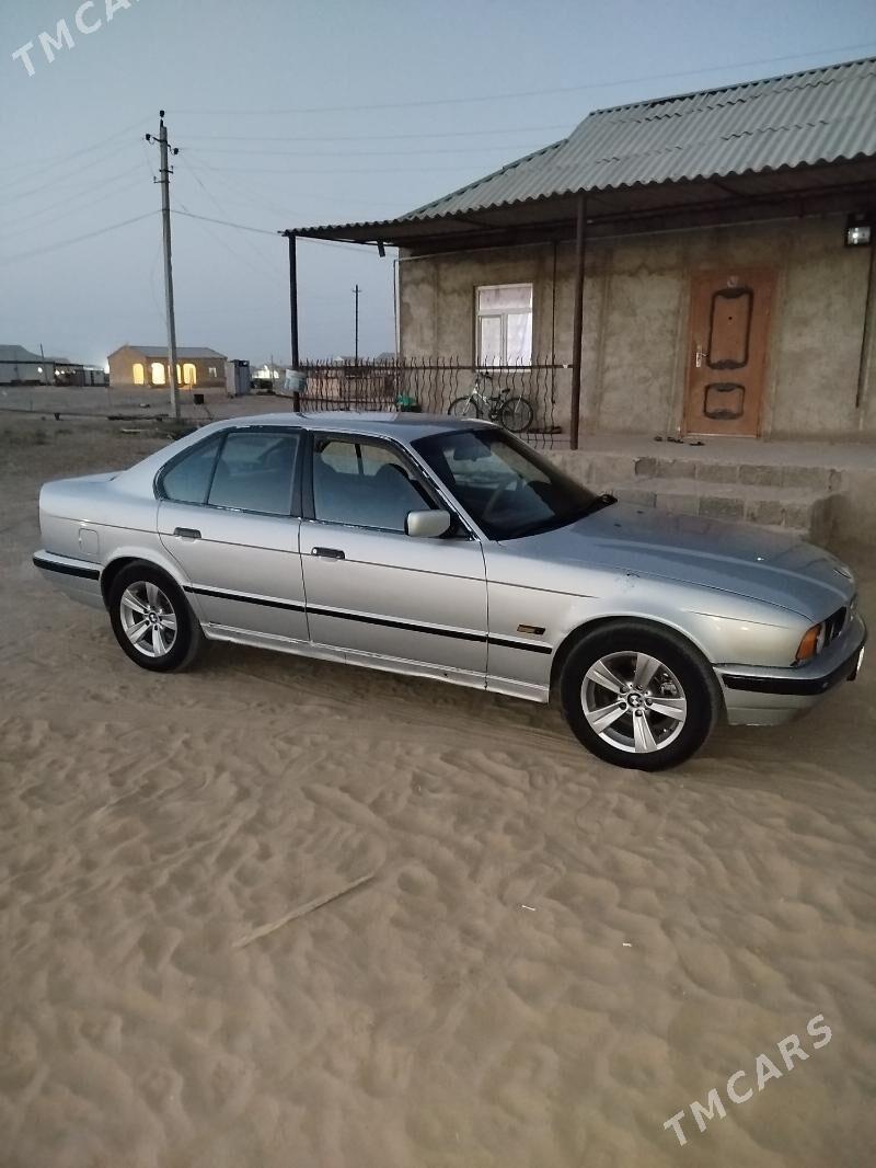 BMW 525 1991 - 50 000 TMT - Балканабат - img 2