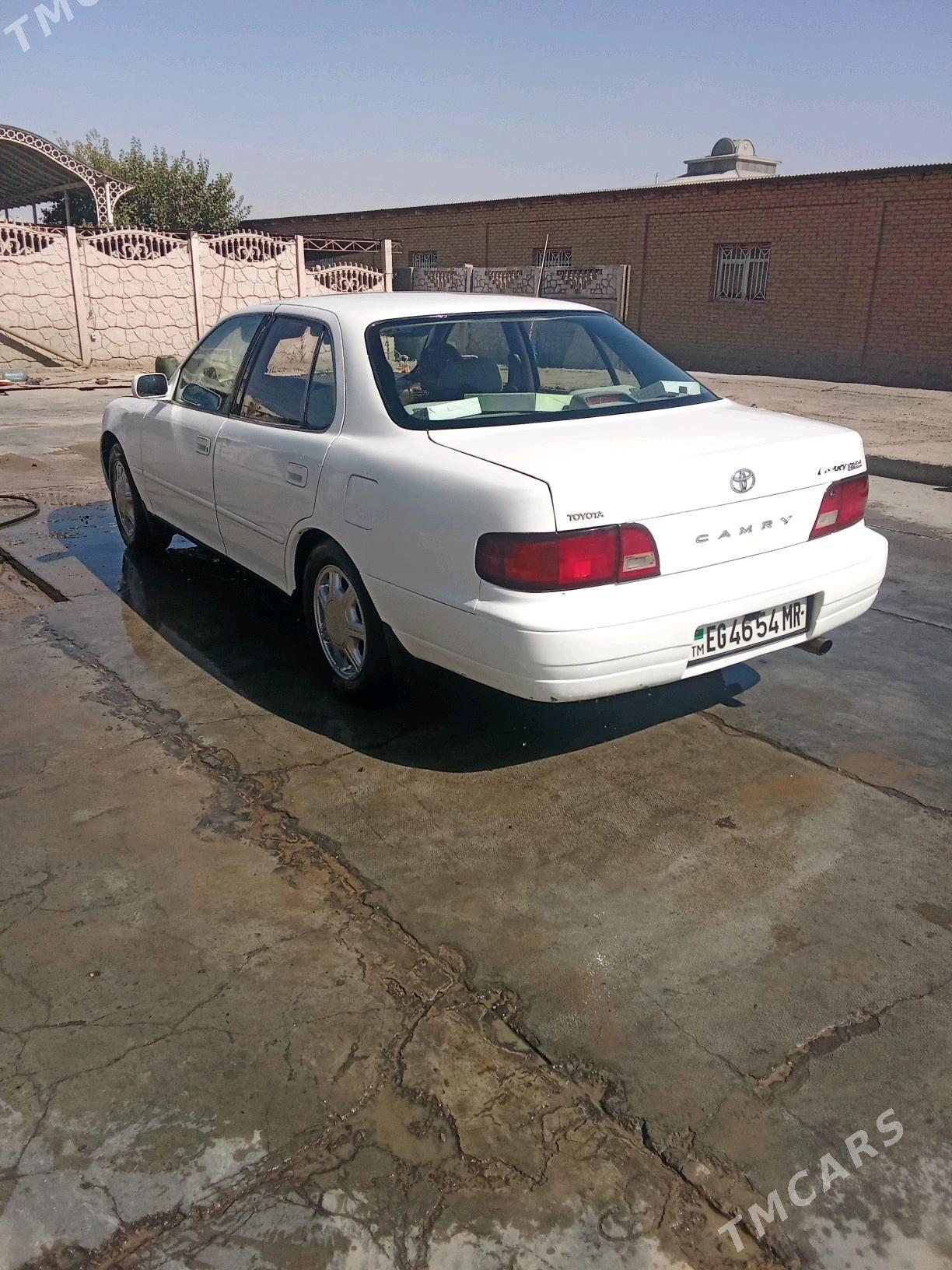 Toyota Camry 1995 - 75 000 TMT - Murgap - img 2