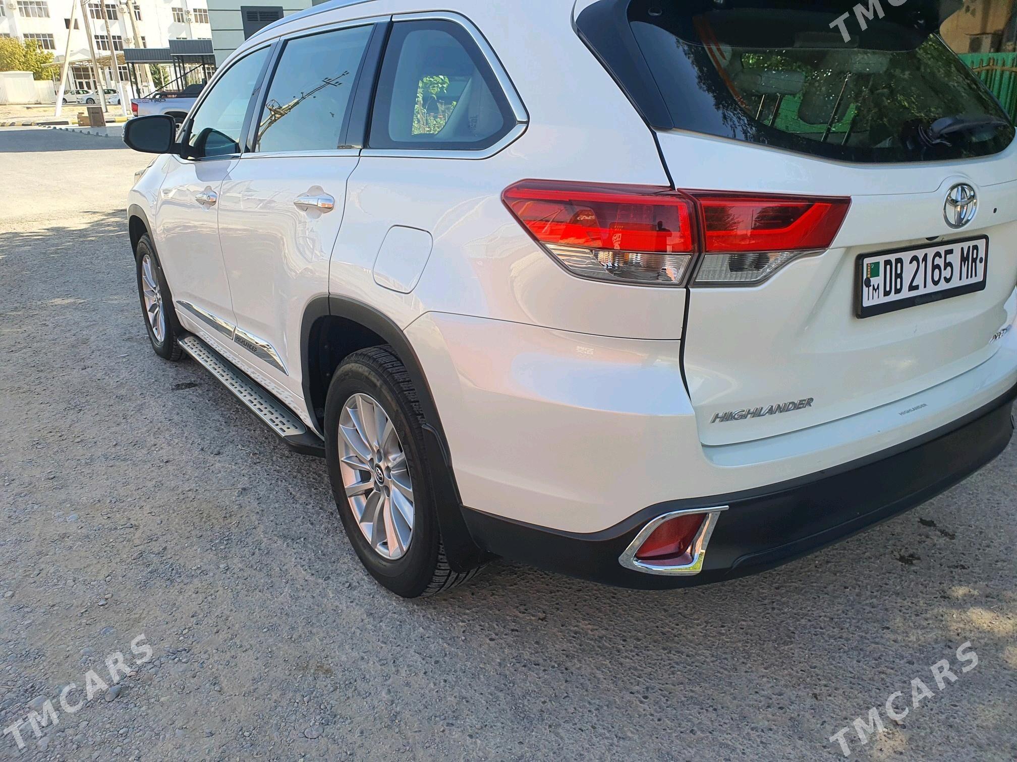 Toyota Highlander 2018 - 500 000 TMT - Мары - img 6