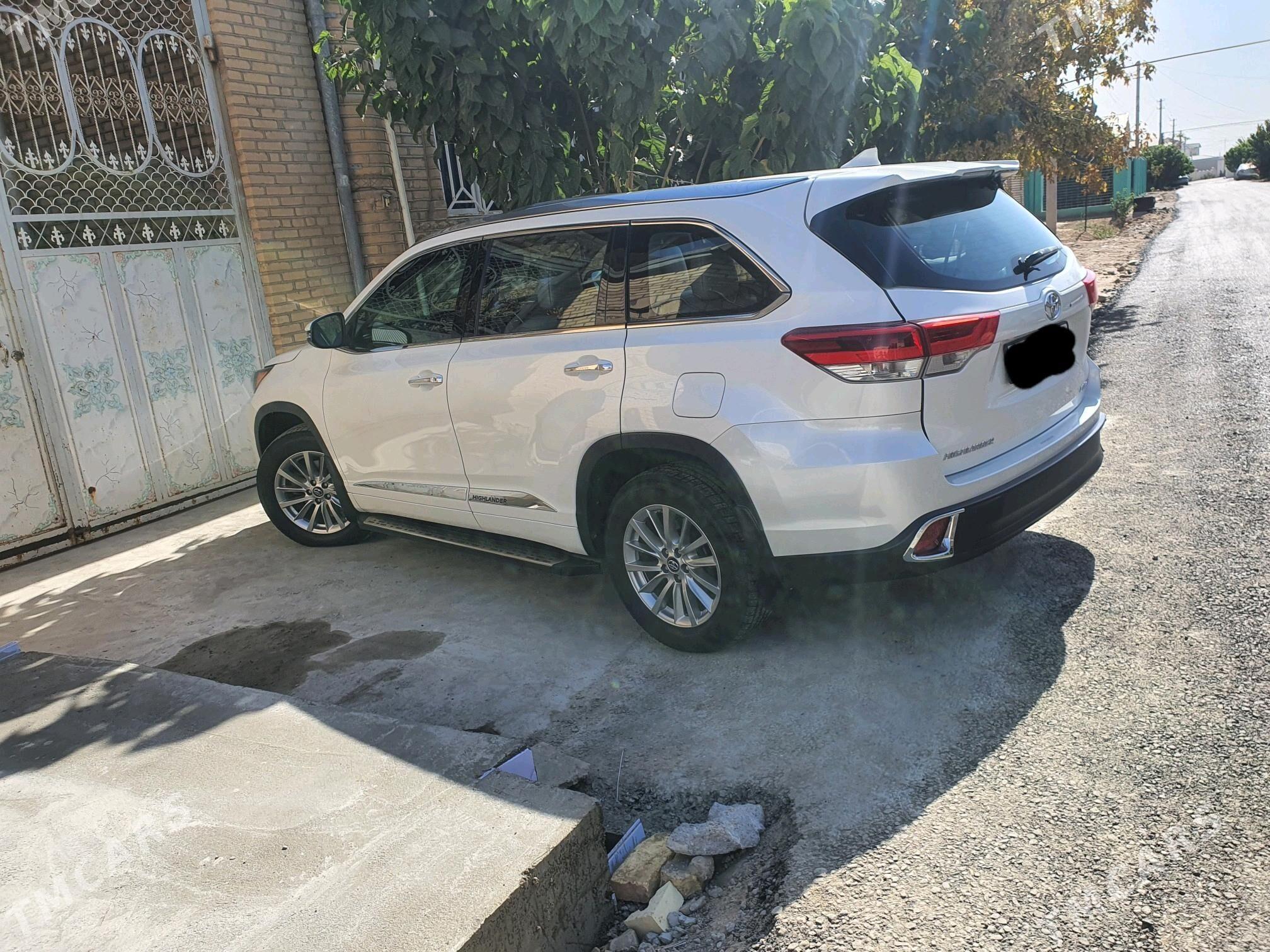 Toyota Highlander 2018 - 500 000 TMT - Мары - img 7