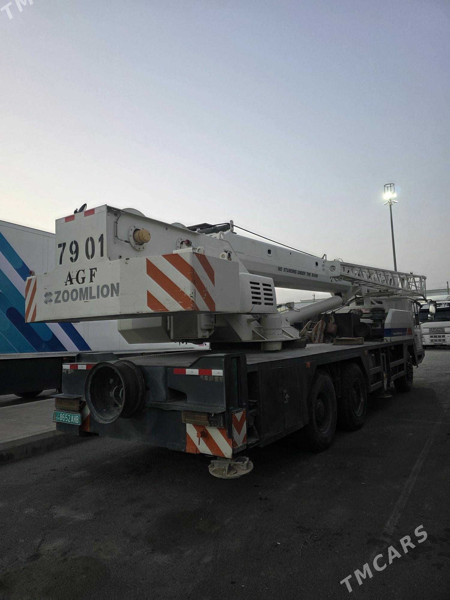 XCMG 25 2013 - 1 100 000 TMT - Aşgabat - img 3
