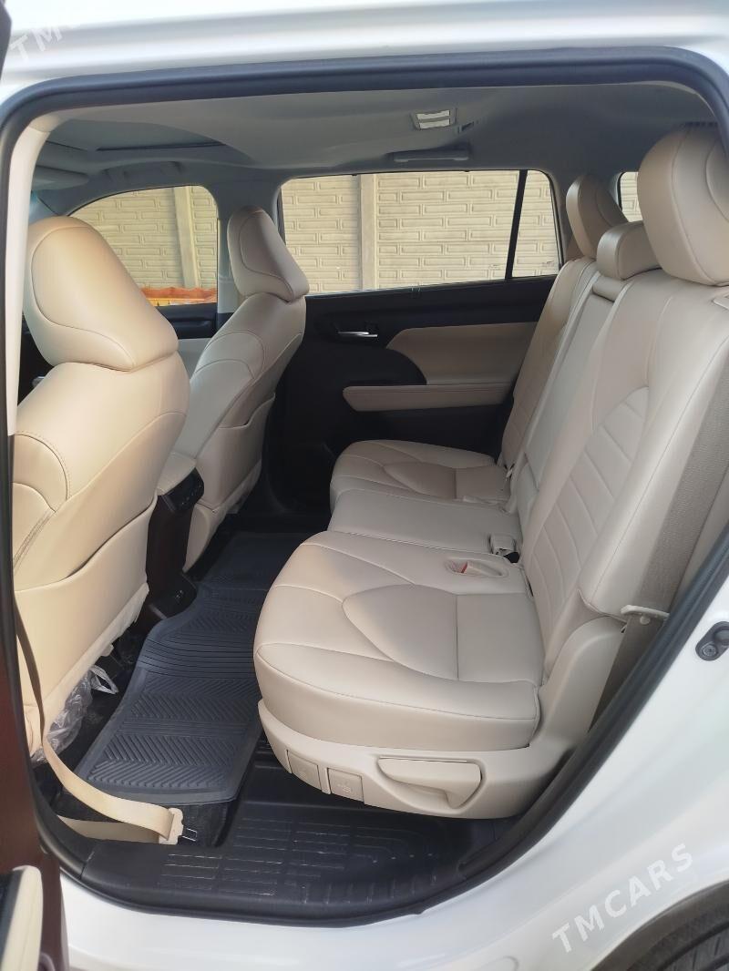 Toyota Highlander 2021 - 570 000 TMT - Мары - img 4