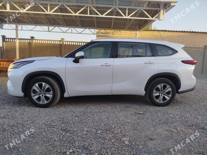 Toyota Highlander 2021 - 570 000 TMT - Мары - img 6