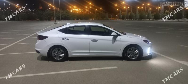 Hyundai Elantra 2020 - 250 000 TMT - Aşgabat - img 6