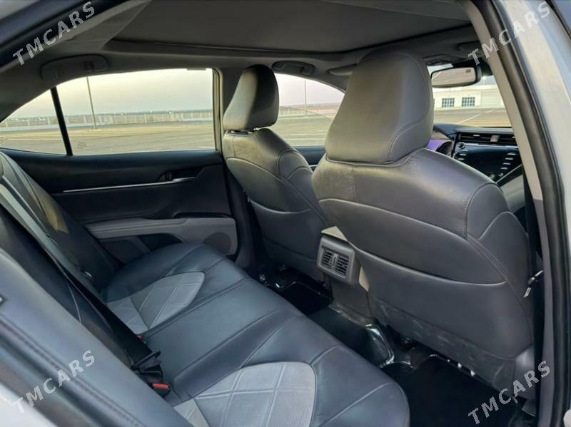 Toyota Camry 2018 - 365 000 TMT - Aşgabat - img 8