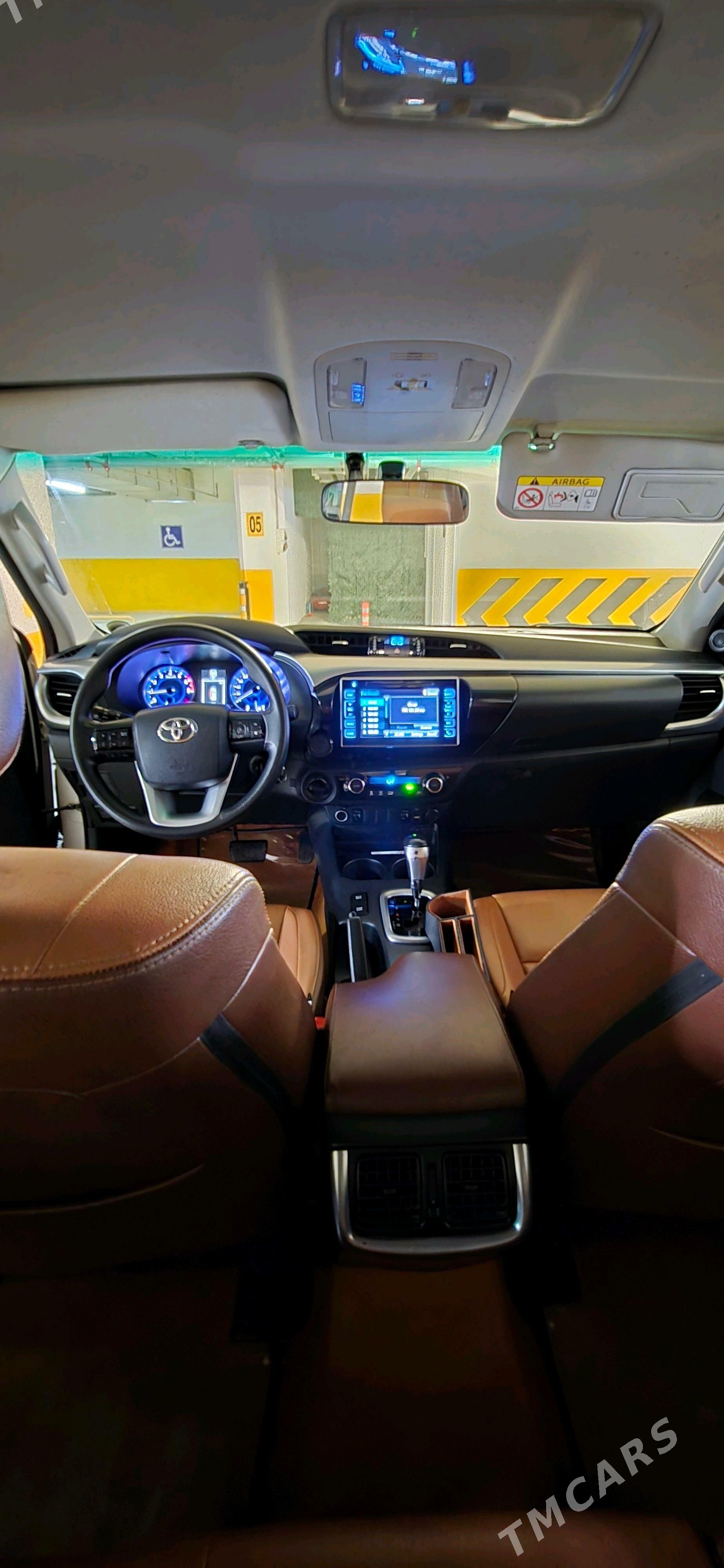 Toyota Hilux 2016 - 500 000 TMT - 30 mkr - img 6