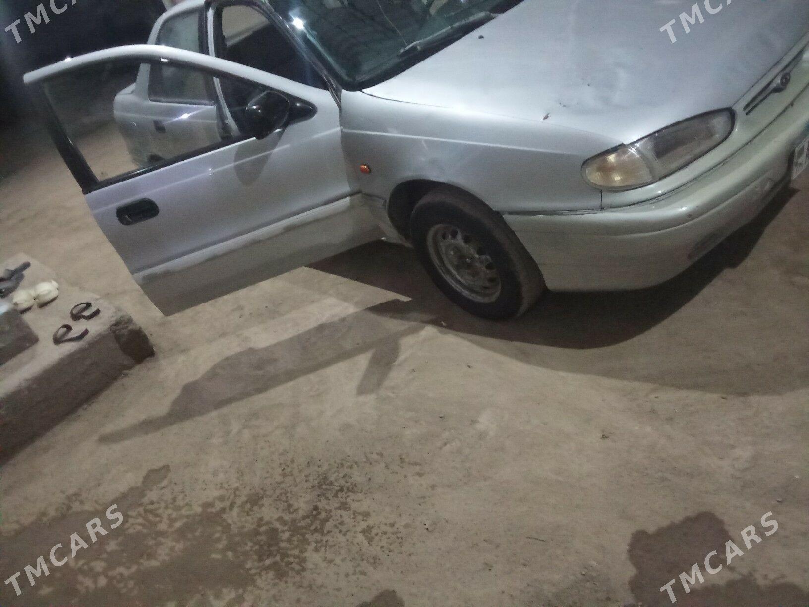 Toyota Corolla 1994 - 25 000 TMT - Туркменгала - img 4