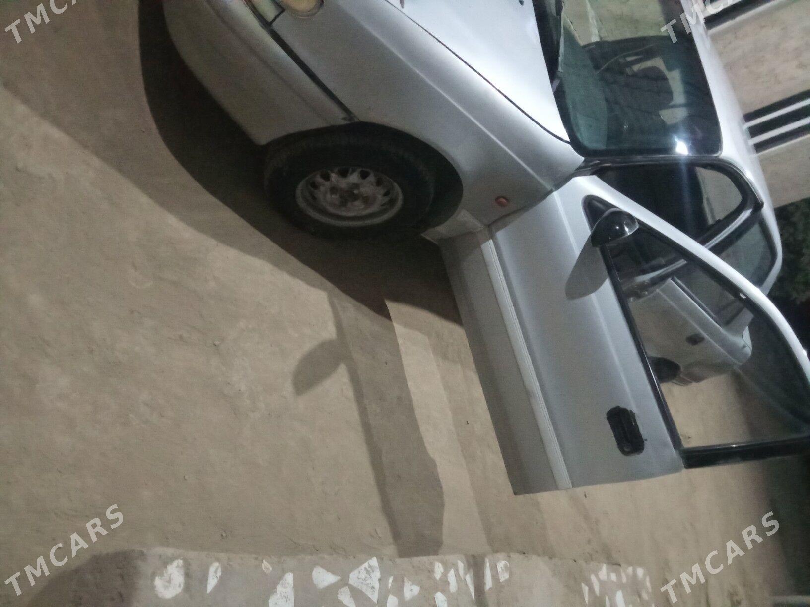 Toyota Corolla 1994 - 25 000 TMT - Туркменгала - img 2