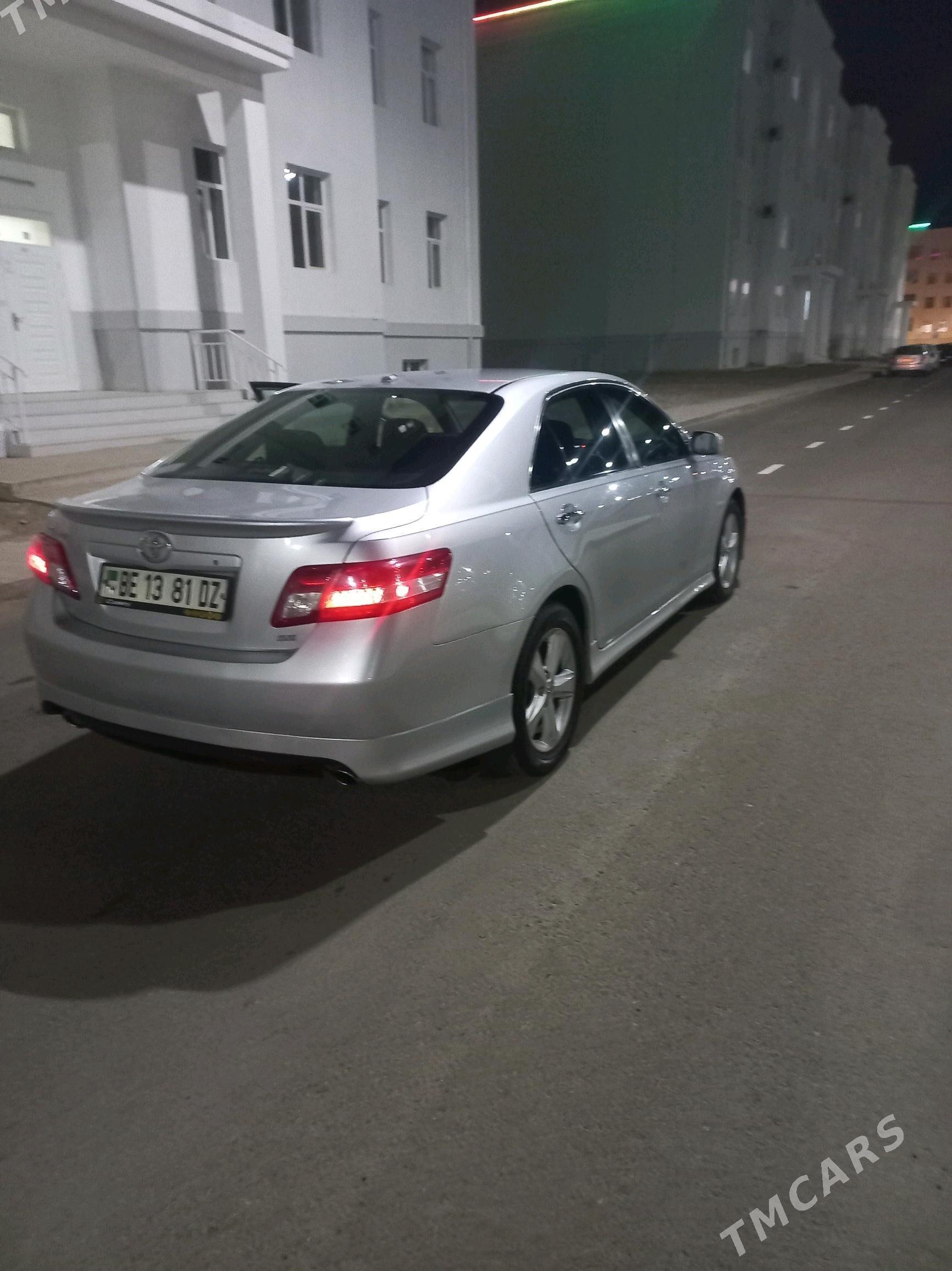 Toyota Camry 2010 - 245 000 TMT - Дашогуз - img 6