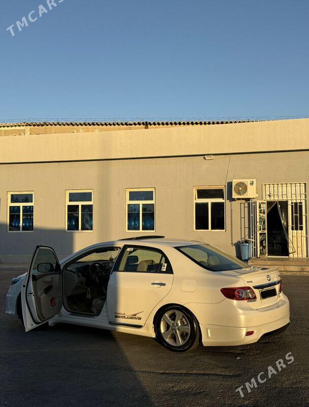 Toyota Corolla 2013 - 240 000 TMT - Ашхабад - img 2