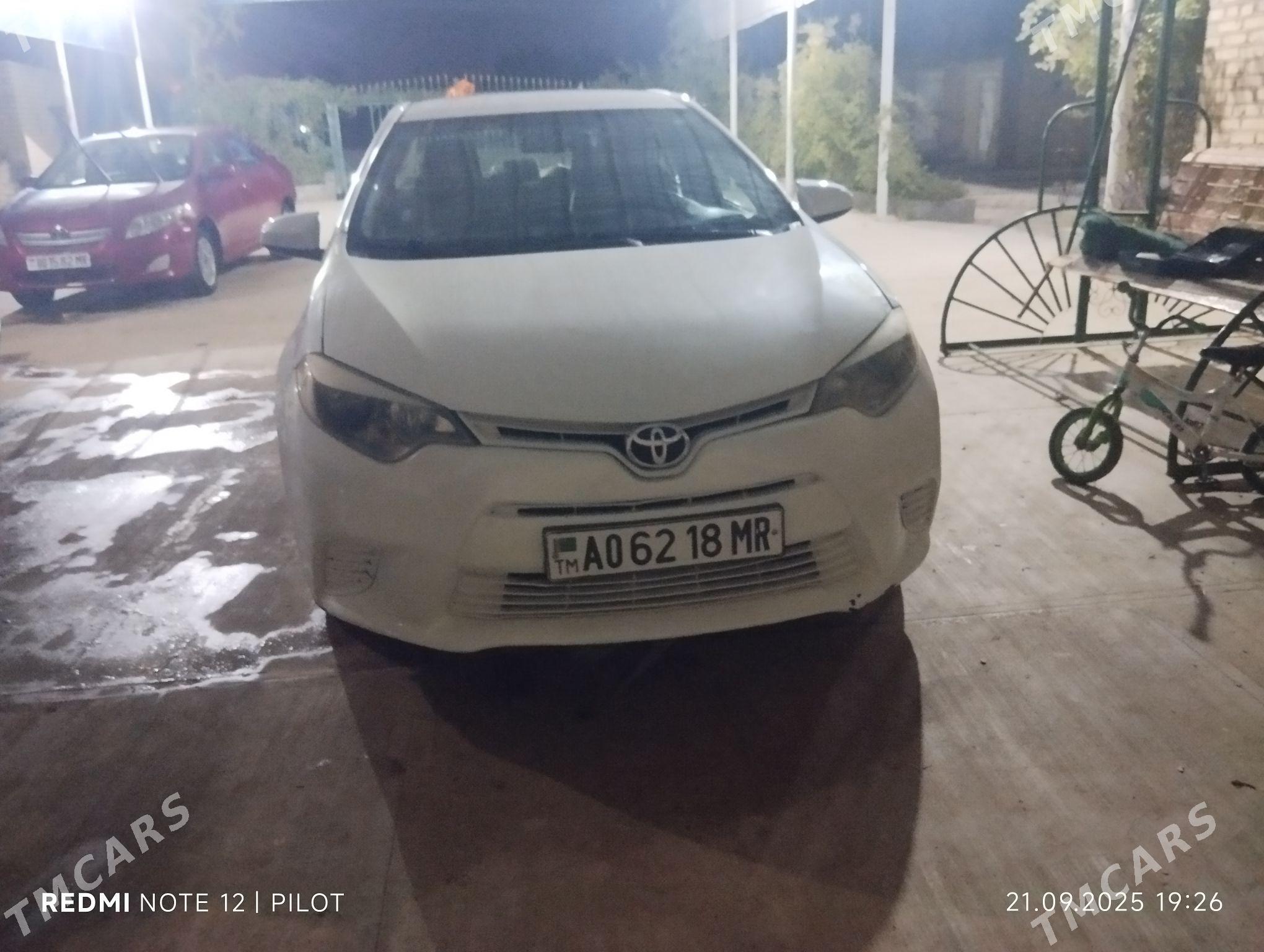 Toyota Corolla 2014 - 175 000 TMT - Мары - img 3
