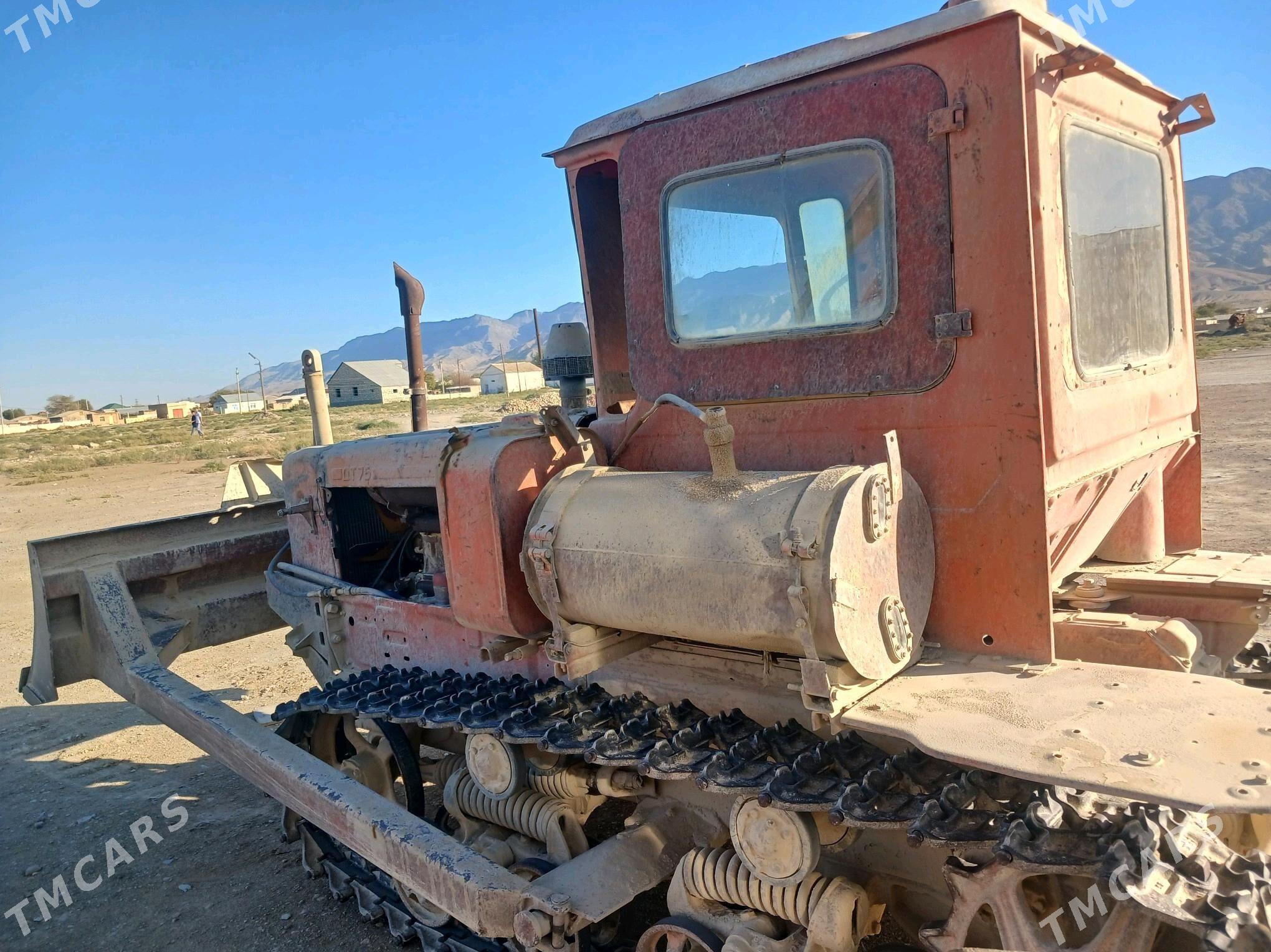 MTZ 82 1997 - 50 000 TMT - Bereket - img 3