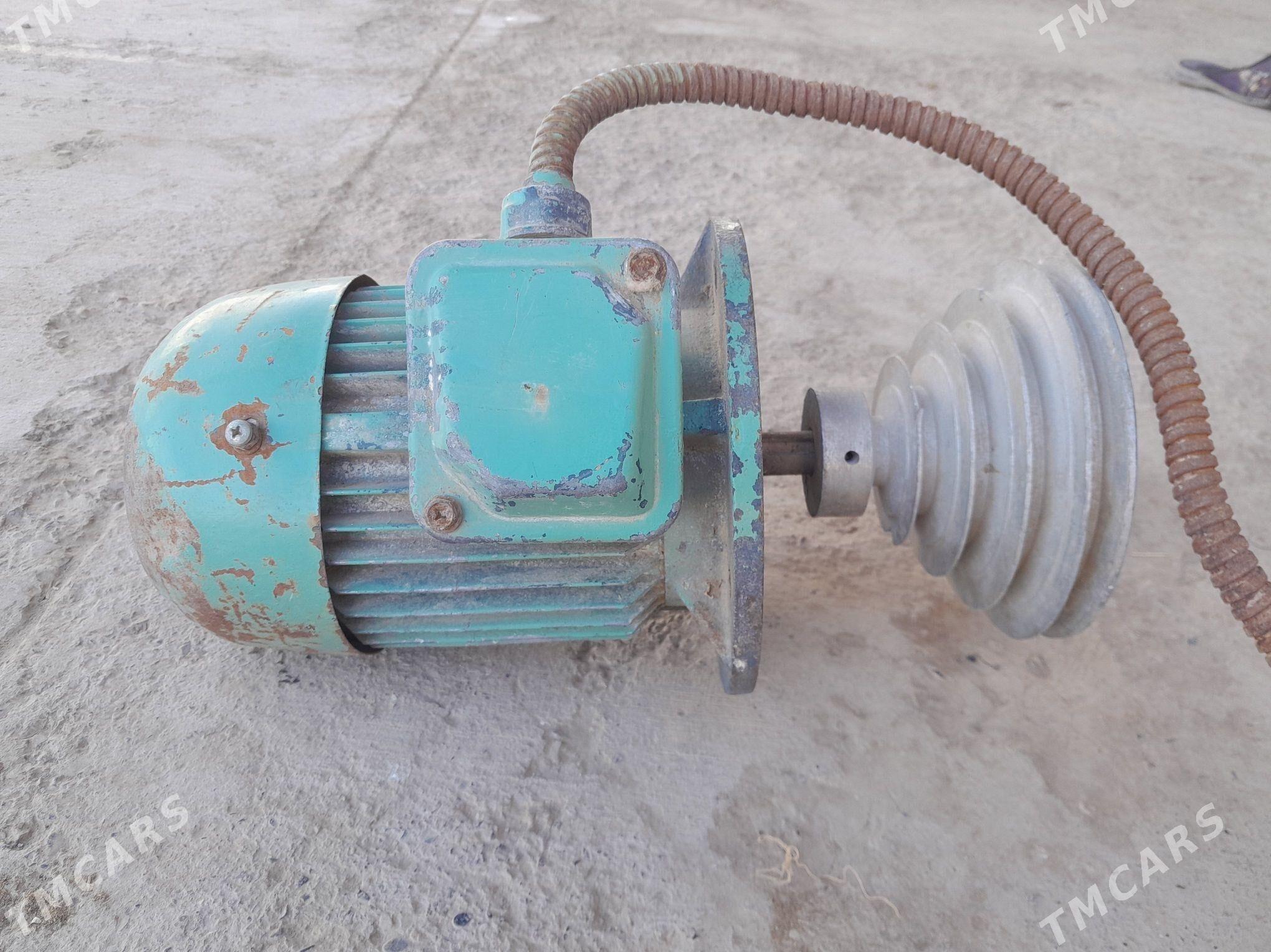 Generator - Tejen - img 3