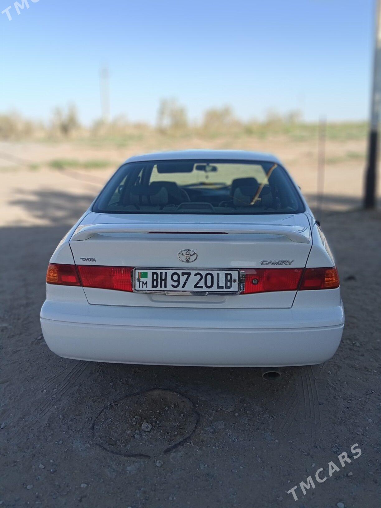 Toyota Camry 1998 - 120 000 TMT - Дарганата - img 8