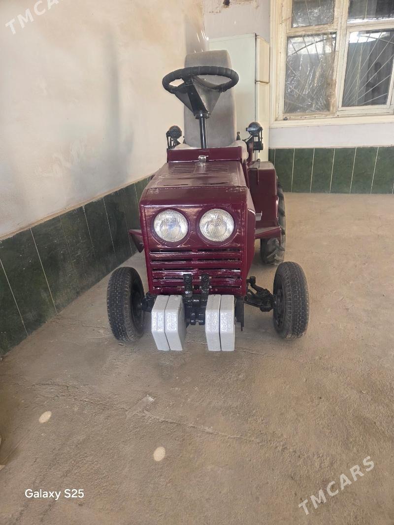 MTZ T-28 1995 - 60 000 TMT - Туркменабат - img 2