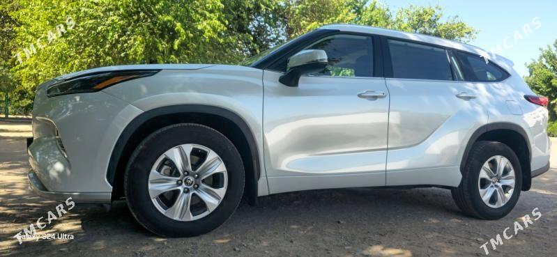 Toyota Highlander 2021 - 590 000 TMT - Ашхабад - img 2