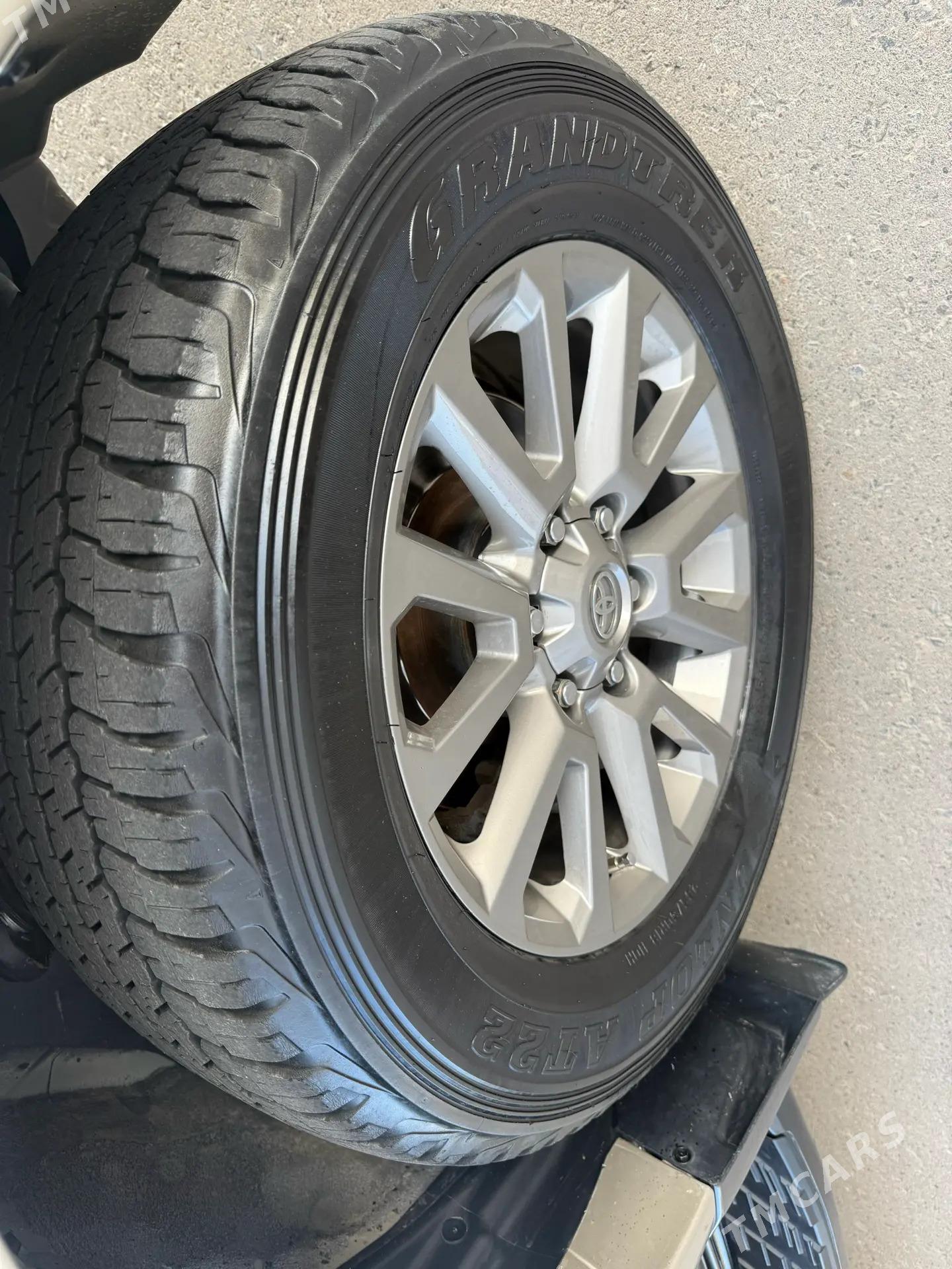 Toyota Land Cruiser Prado 2009 - 420 000 TMT - Туркменабат - img 6