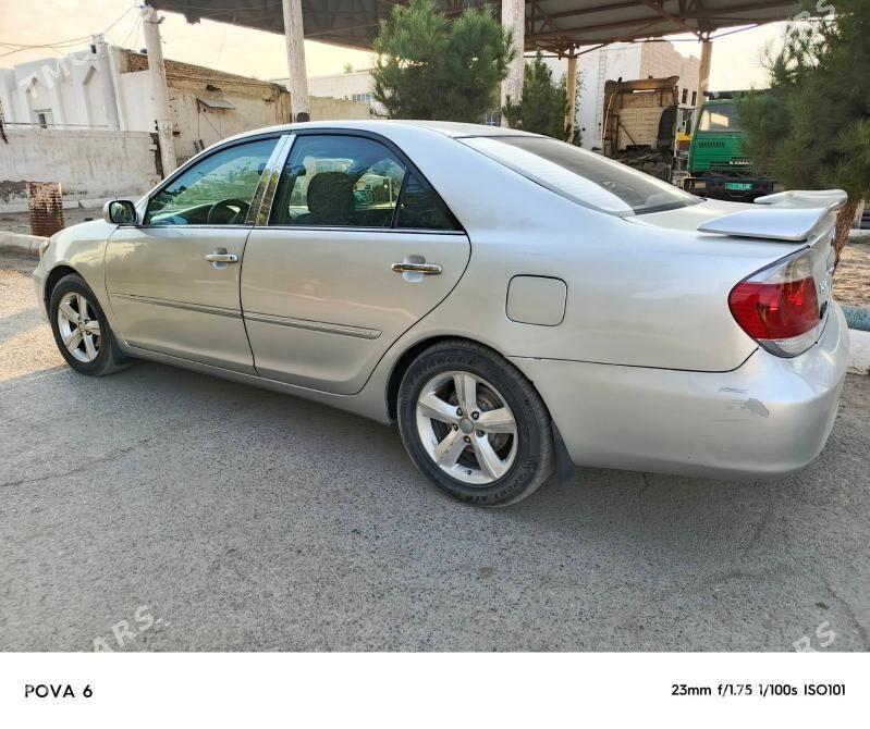 Toyota Camry 2005 - 125 000 TMT - Baýramaly - img 3