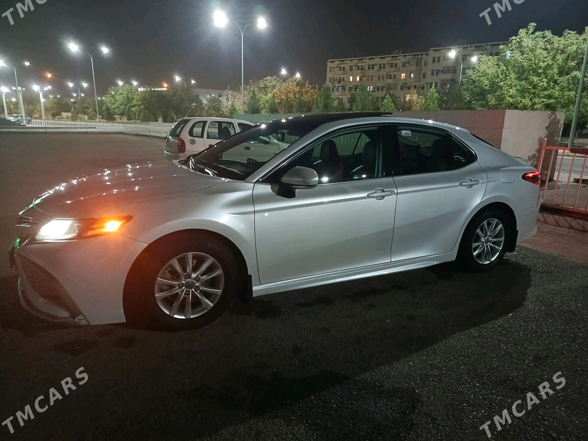 Toyota Camry 2021 - 410 000 TMT - Aşgabat - img 4