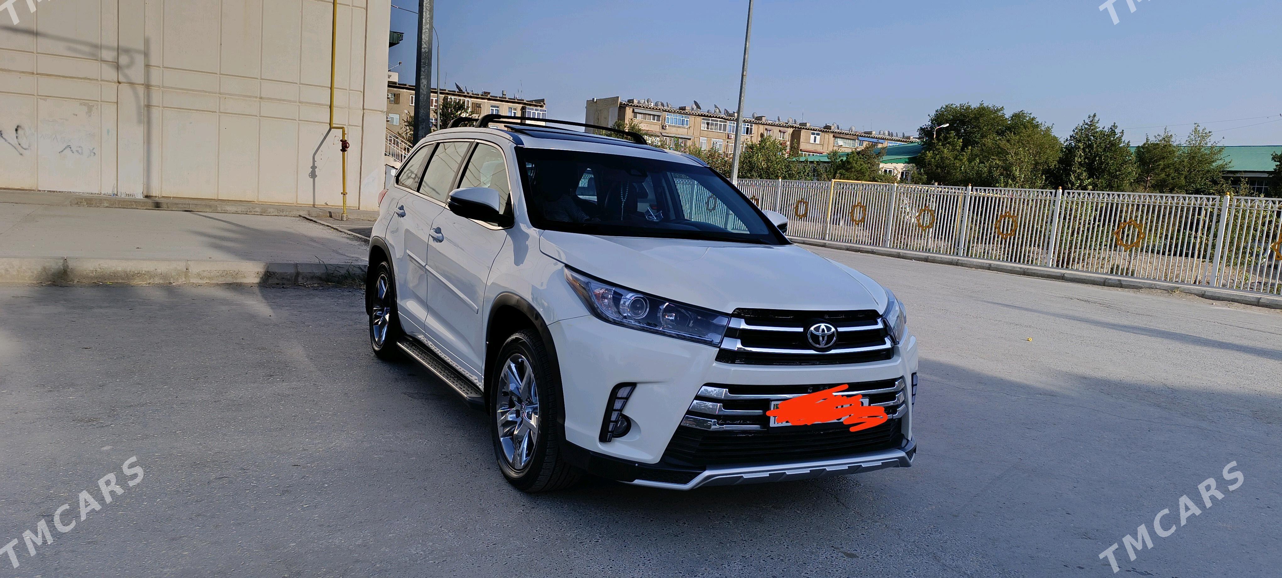 Toyota Highlander 2019 - 475 000 TMT - Ашхабад - img 6
