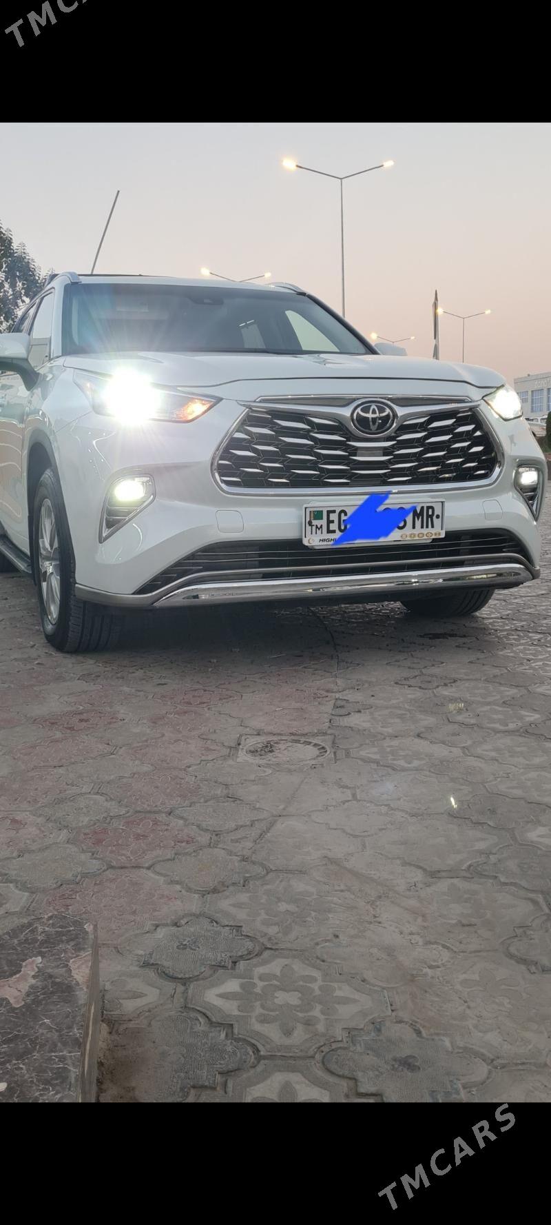 Toyota Highlander 2021 - 540 000 TMT - Мары - img 8