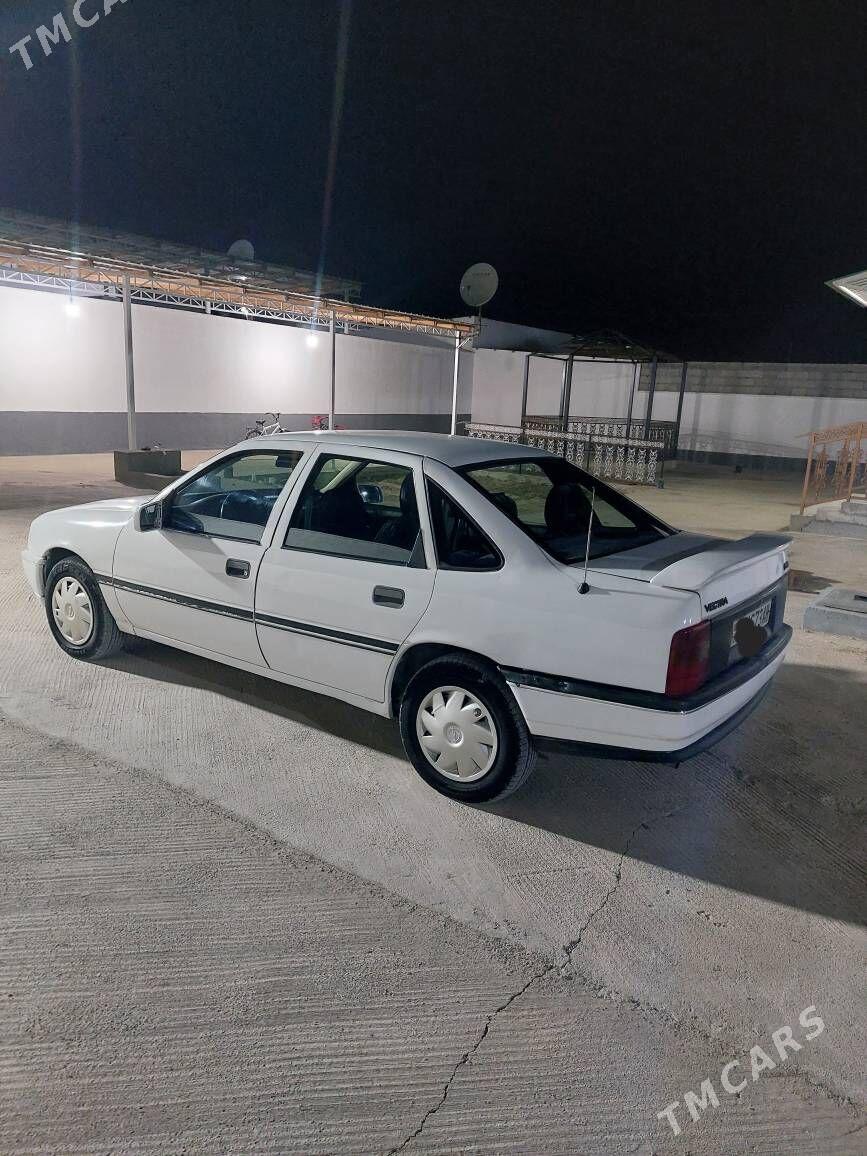Opel Vectra 1991 - 33 000 TMT - Бахарден - img 2