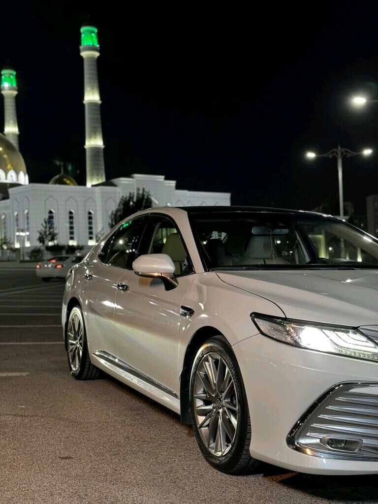 Toyota Camry 2018 - 340 000 TMT - Aşgabat - img 1