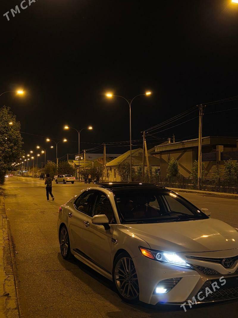 Toyota Camry 2019 - 405 000 TMT - Garadamak - img 2