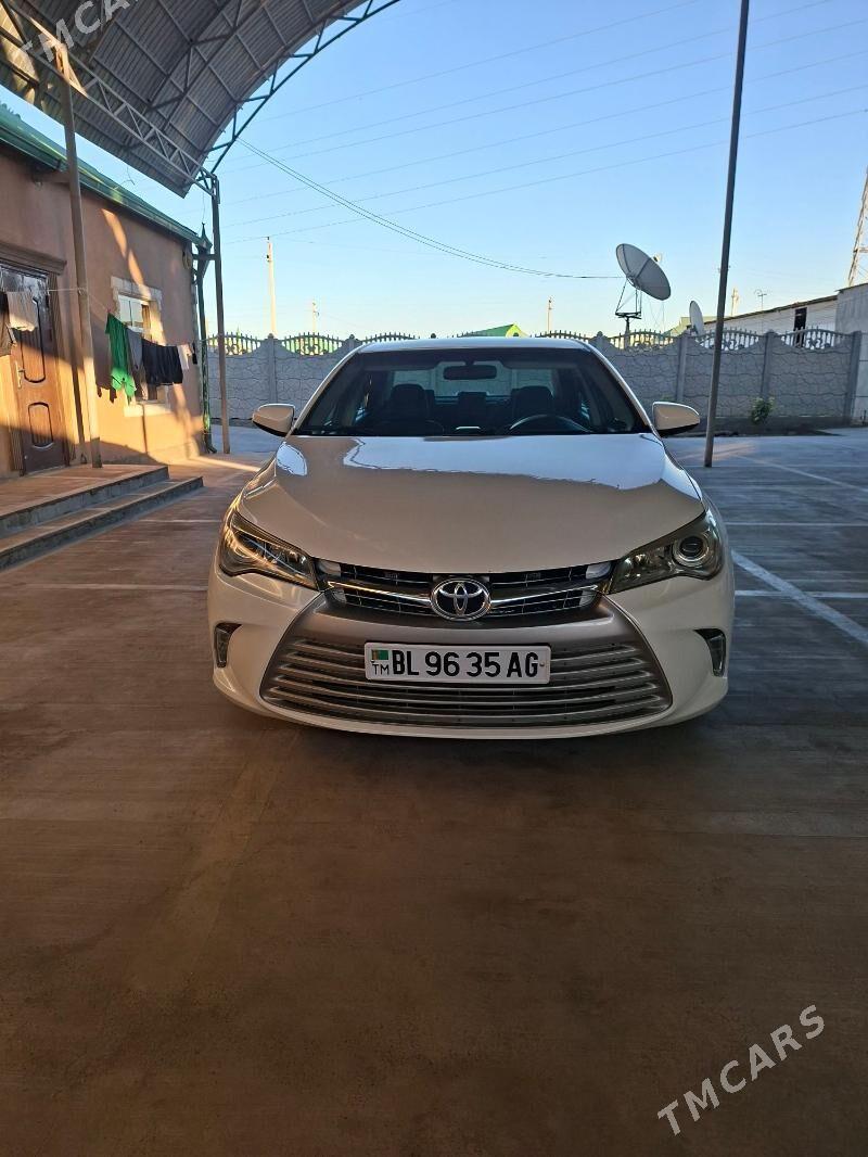 Toyota Camry 2017 - 220 000 TMT - Бузмеин - img 2