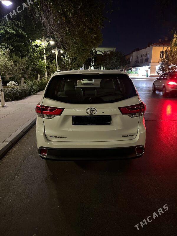 Toyota Highlander 2019 - 499 000 TMT - Ашхабад - img 3